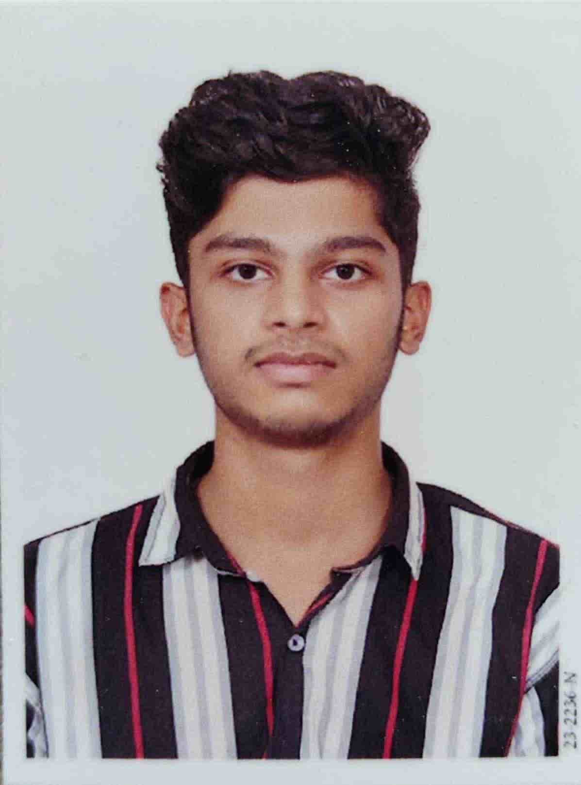Mr. Muthu Manoj L